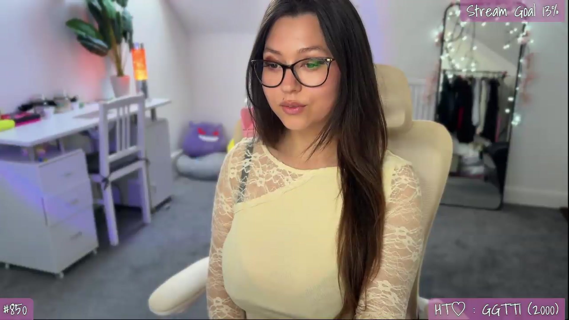 Gallery image thumbnail from AnnAngel1's myfreecams stream on, 05/21/2026, 15:54 image 16 of 20