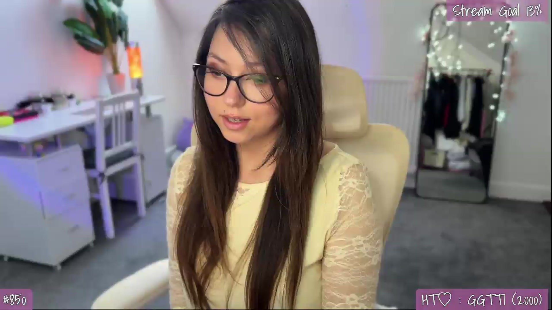 Gallery image thumbnail from AnnAngel1's myfreecams stream on, 05/21/2026, 15:54 image 6 of 20