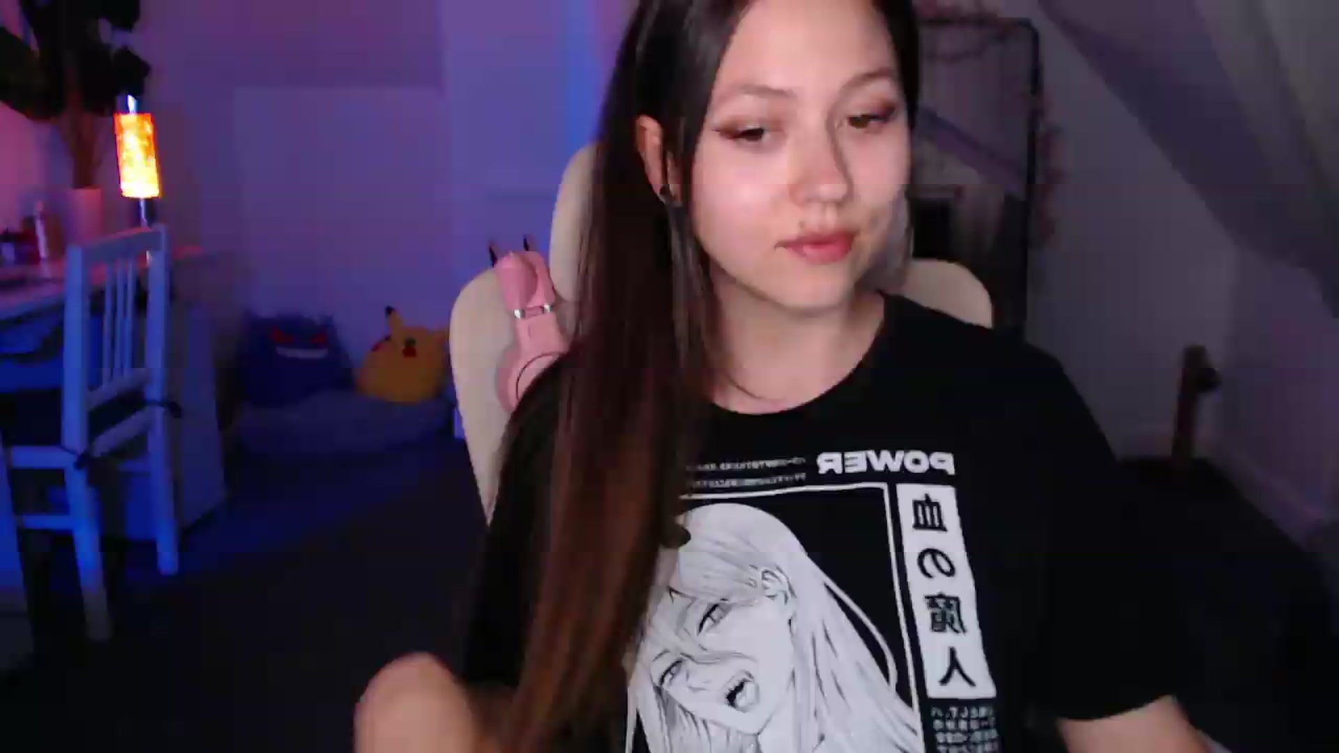Gallery image thumbnail from AnnAngel1's myfreecams stream on, 05/29/2026, 21:40 image 17 of 20