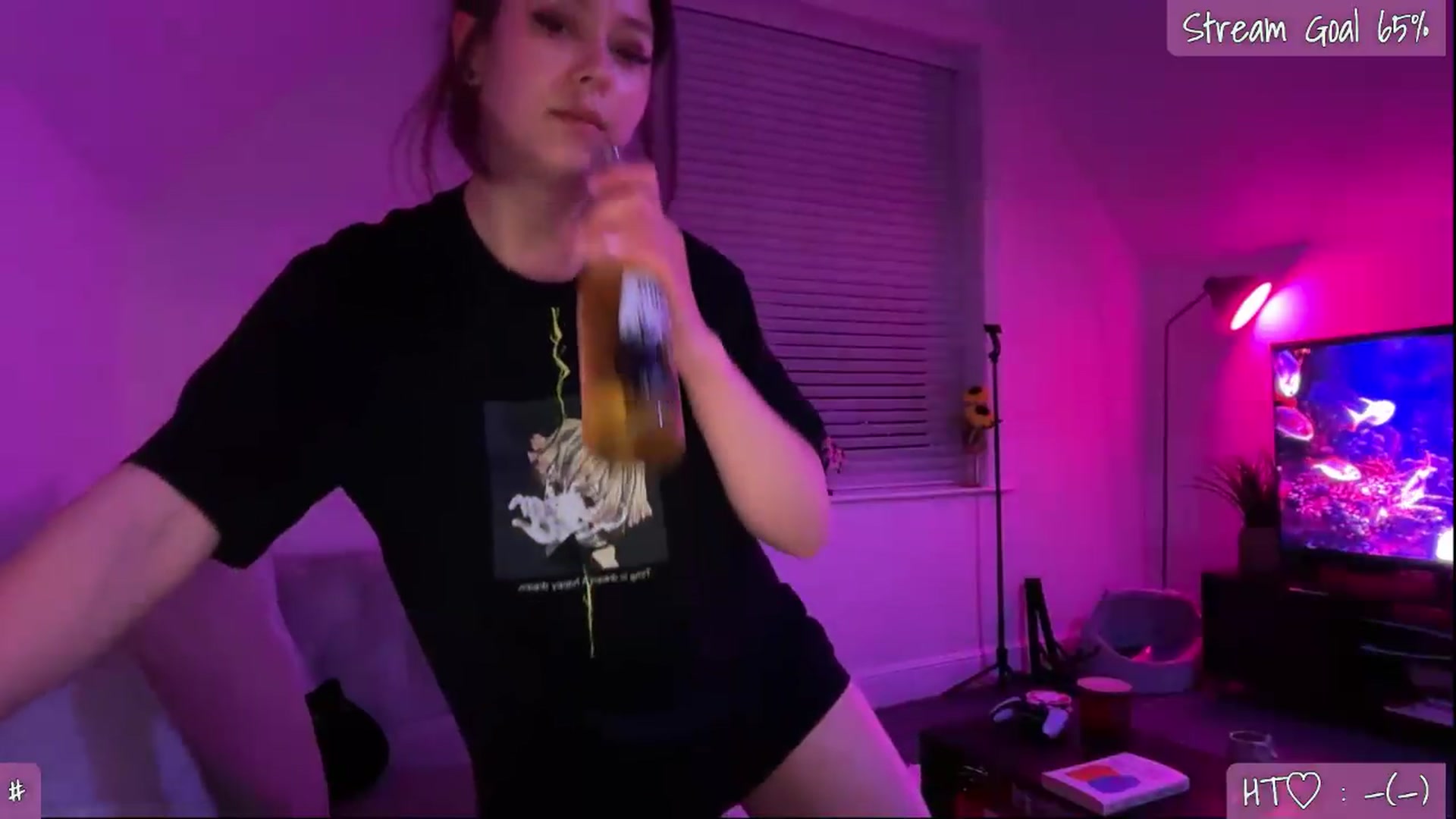 Gallery image thumbnail from AnnAngel1's myfreecams stream on, 06/01/2026, 21:45 image 12 of 20