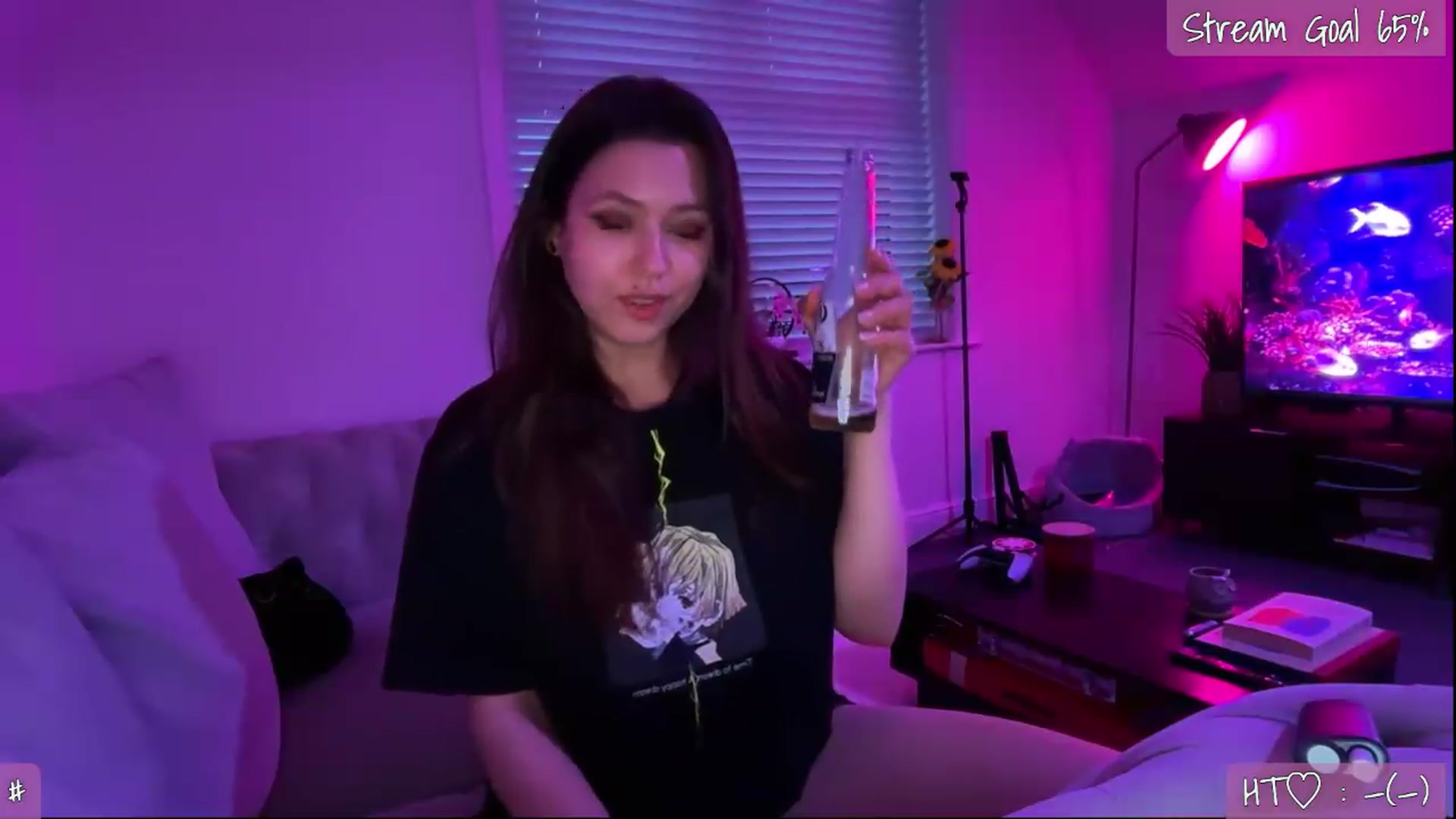 Gallery image thumbnail from AnnAngel1's myfreecams stream on, 06/01/2026, 21:45 image 6 of 20