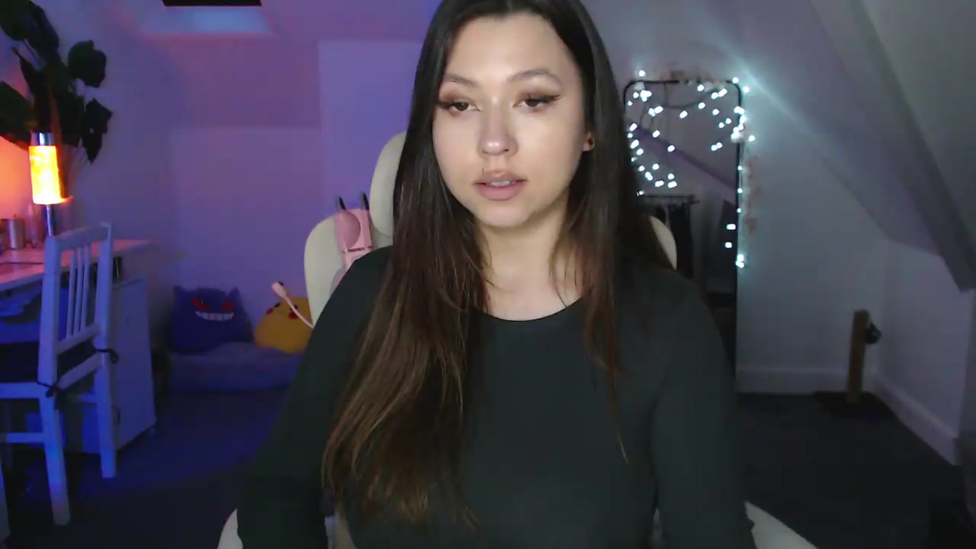 Gallery image thumbnail from AnnAngel1's myfreecams stream on, 06/05/2026, 21:17 image 7 of 20
