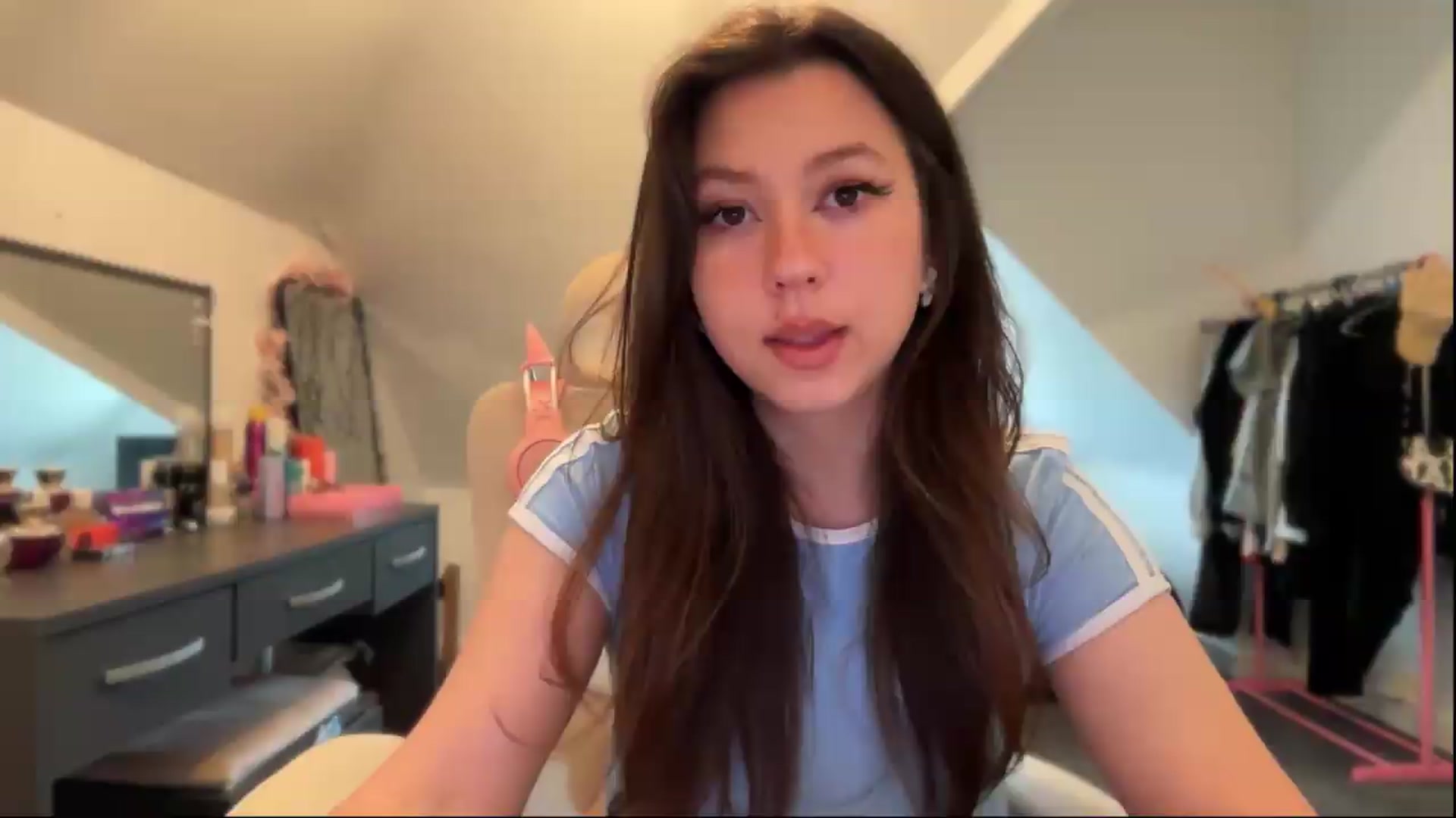 Gallery image thumbnail from AnnAngel1's myfreecams stream on, 06/30/2026, 19:58 image 1 of 20
