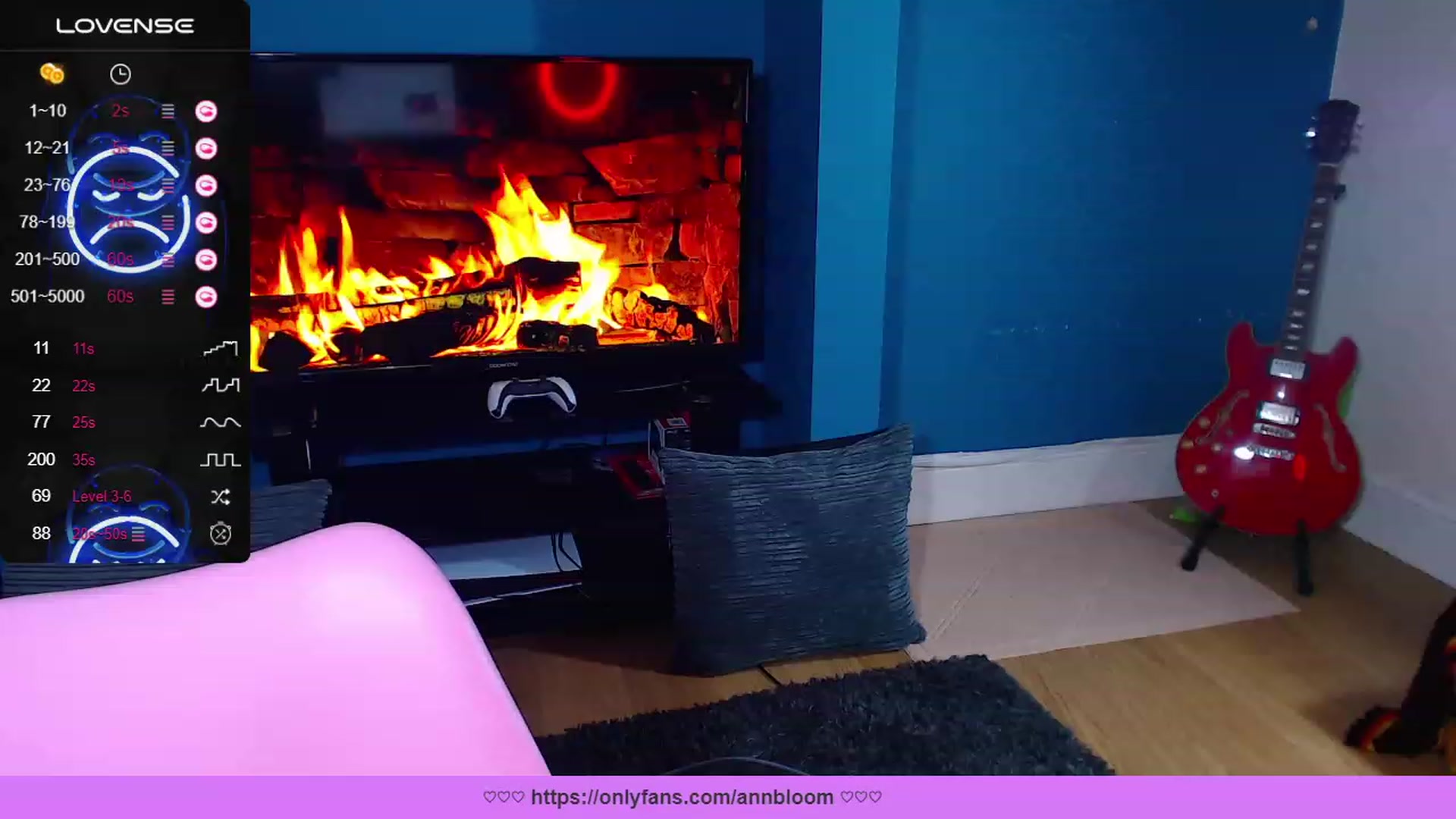 Gallery image thumbnail from AnnAngelx's myfreecams stream on, 10/22/2023, 21:27 image 8 of 20