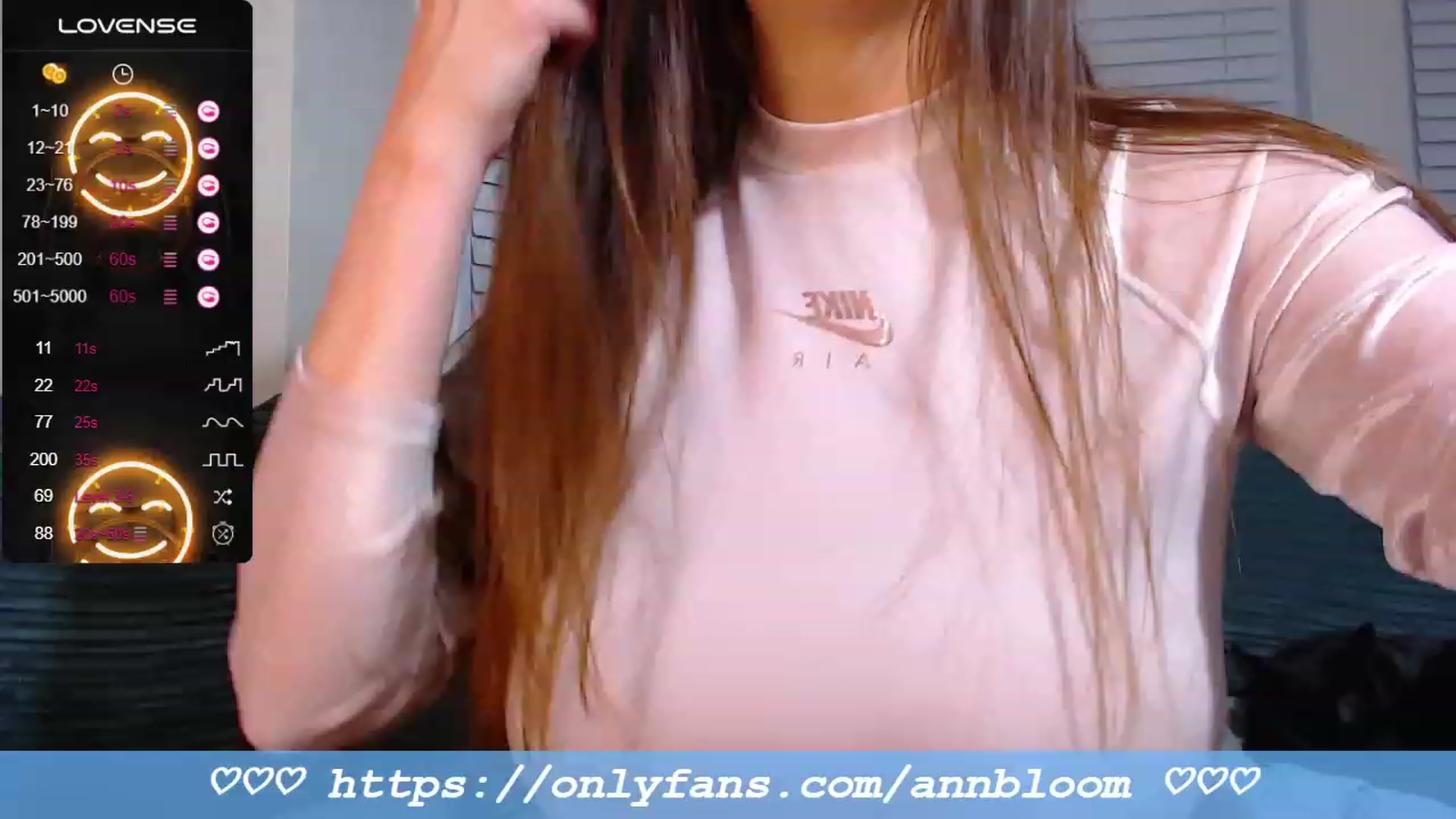 Gallery image thumbnail from AnnAngelx's myfreecams stream on, 10/25/2023, 23:34 image 17 of 20