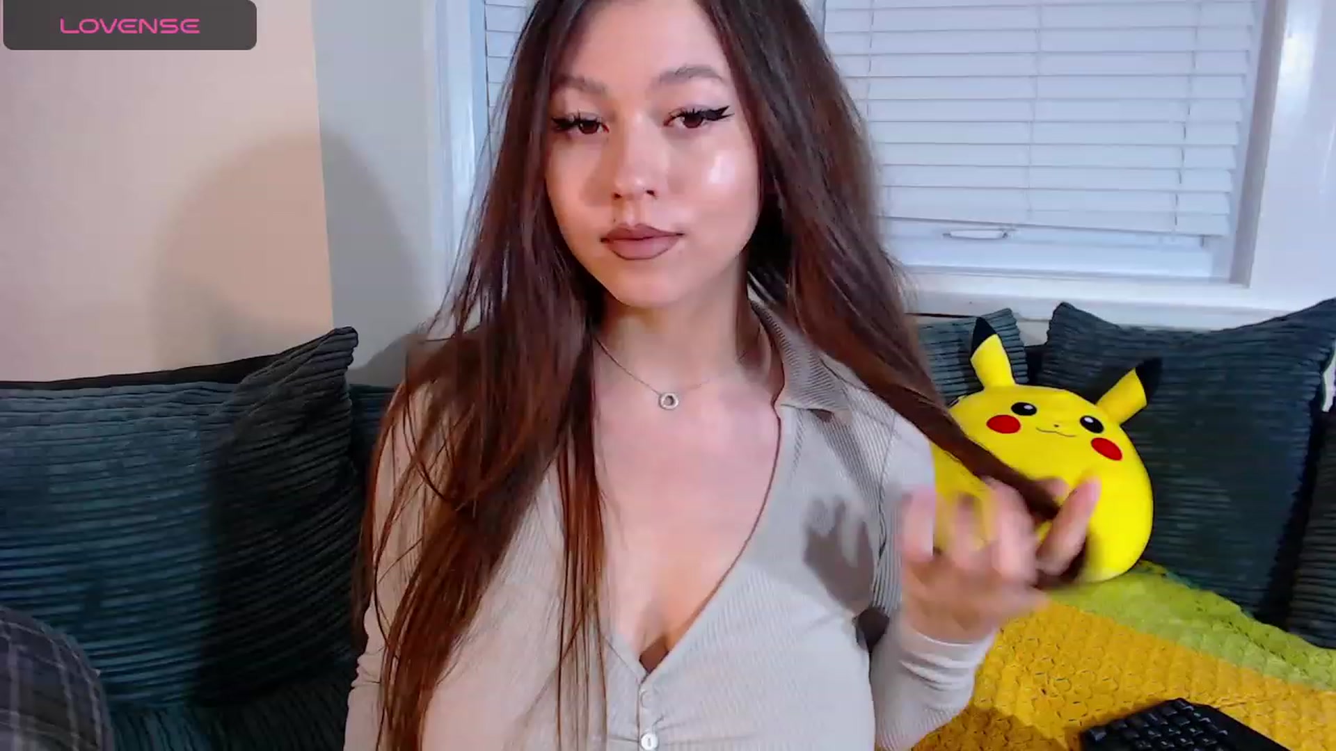 Gallery image thumbnail from AnnAngelx's myfreecams stream on, 11/21/2023, 20:49 image 5 of 20