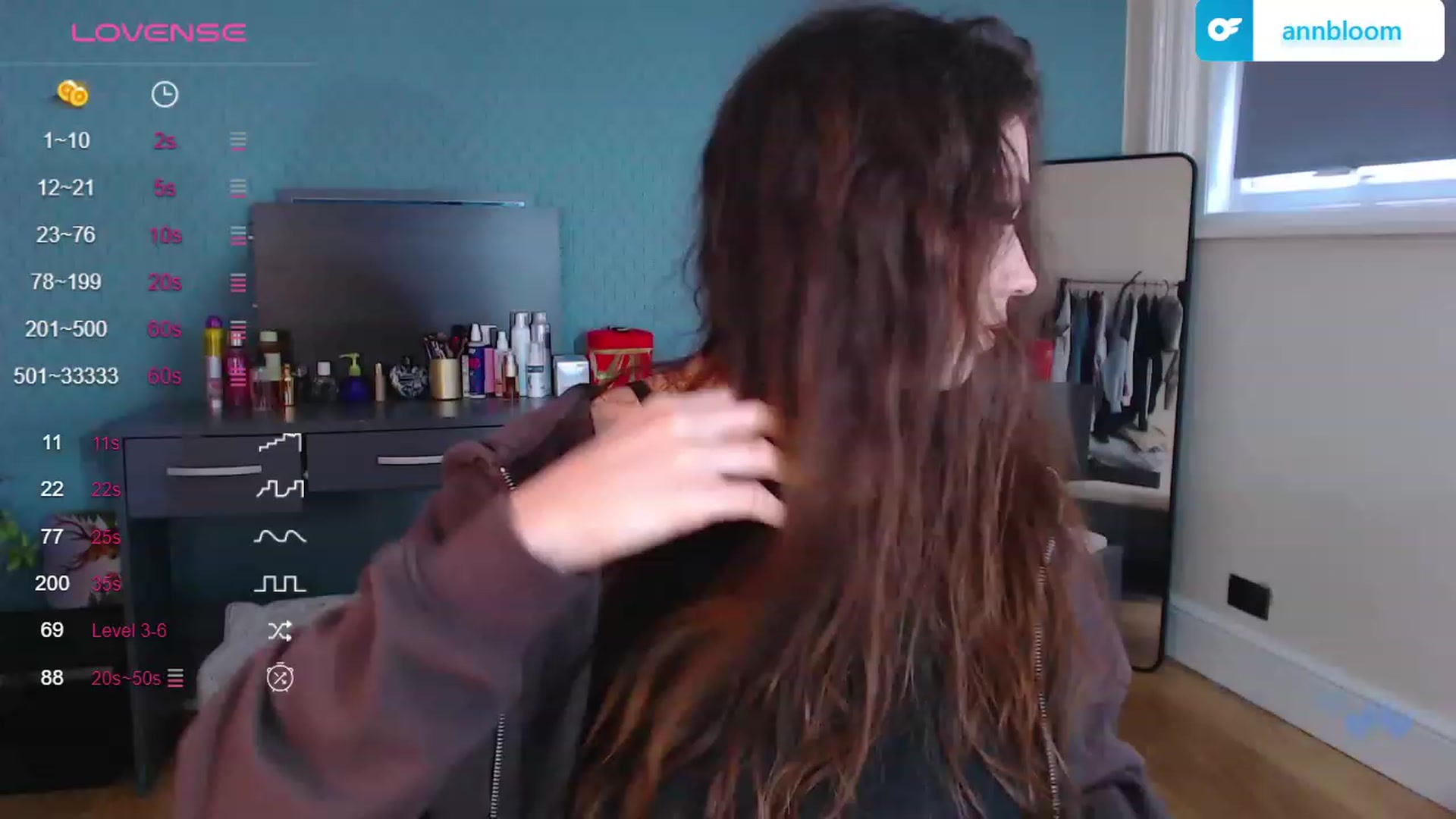 Gallery image thumbnail from AnnAngelx's myfreecams stream on, 11/24/2023, 11:59 image 15 of 20
