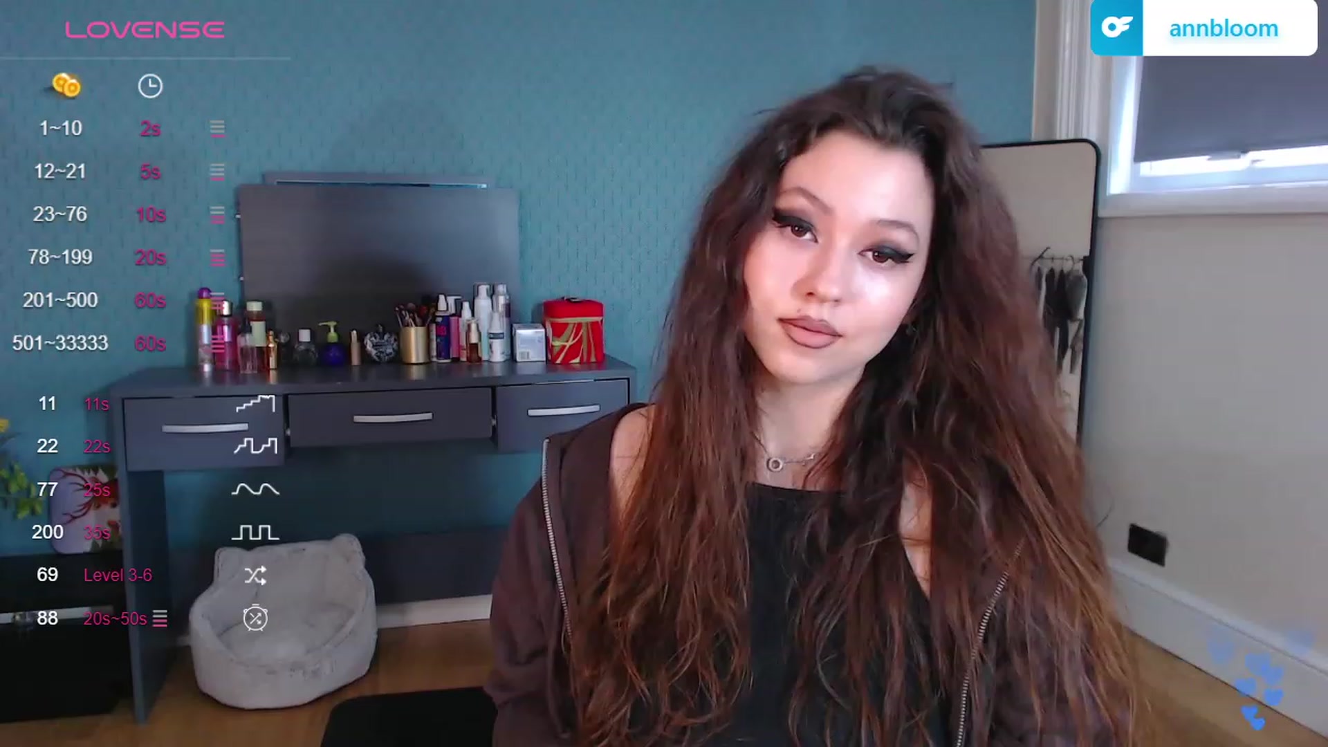 Gallery image thumbnail from AnnAngelx's myfreecams stream on, 11/24/2023, 11:59 image 19 of 20