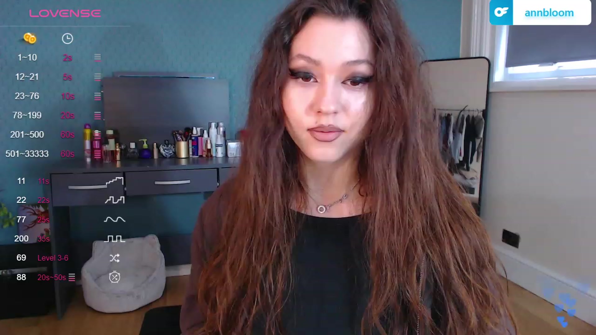 Gallery image thumbnail from AnnAngelx's myfreecams stream on, 11/24/2023, 11:59 image 1 of 20
