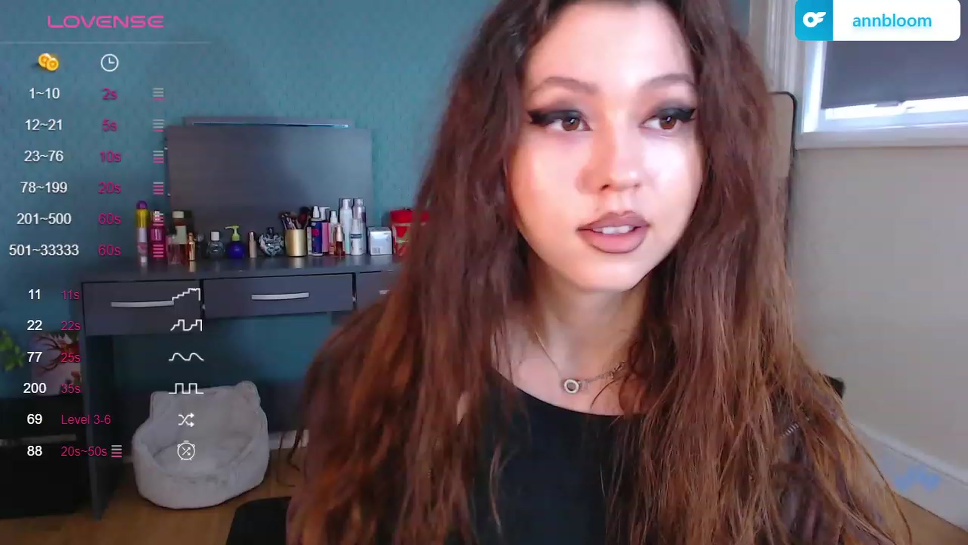 Gallery image thumbnail from AnnAngelx's myfreecams stream on, 11/24/2023, 11:59 image 3 of 20