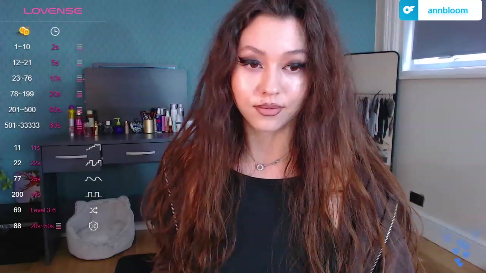 Gallery image thumbnail from AnnAngelx's myfreecams stream on, 11/24/2023, 11:59 image 13 of 20
