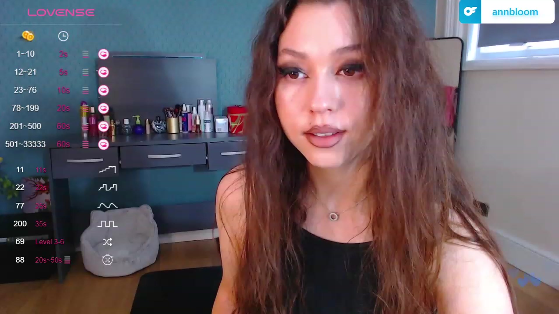 Gallery image thumbnail from AnnAngelx's myfreecams stream on, 11/24/2023, 13:14 image 1 of 20