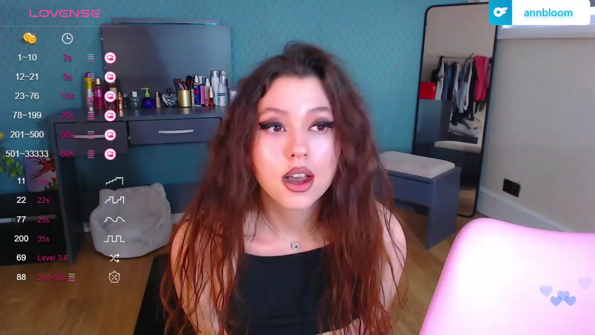 Gallery image thumbnail from AnnAngelx's myfreecams stream on, 11/24/2023, 13:14 image 7 of 20