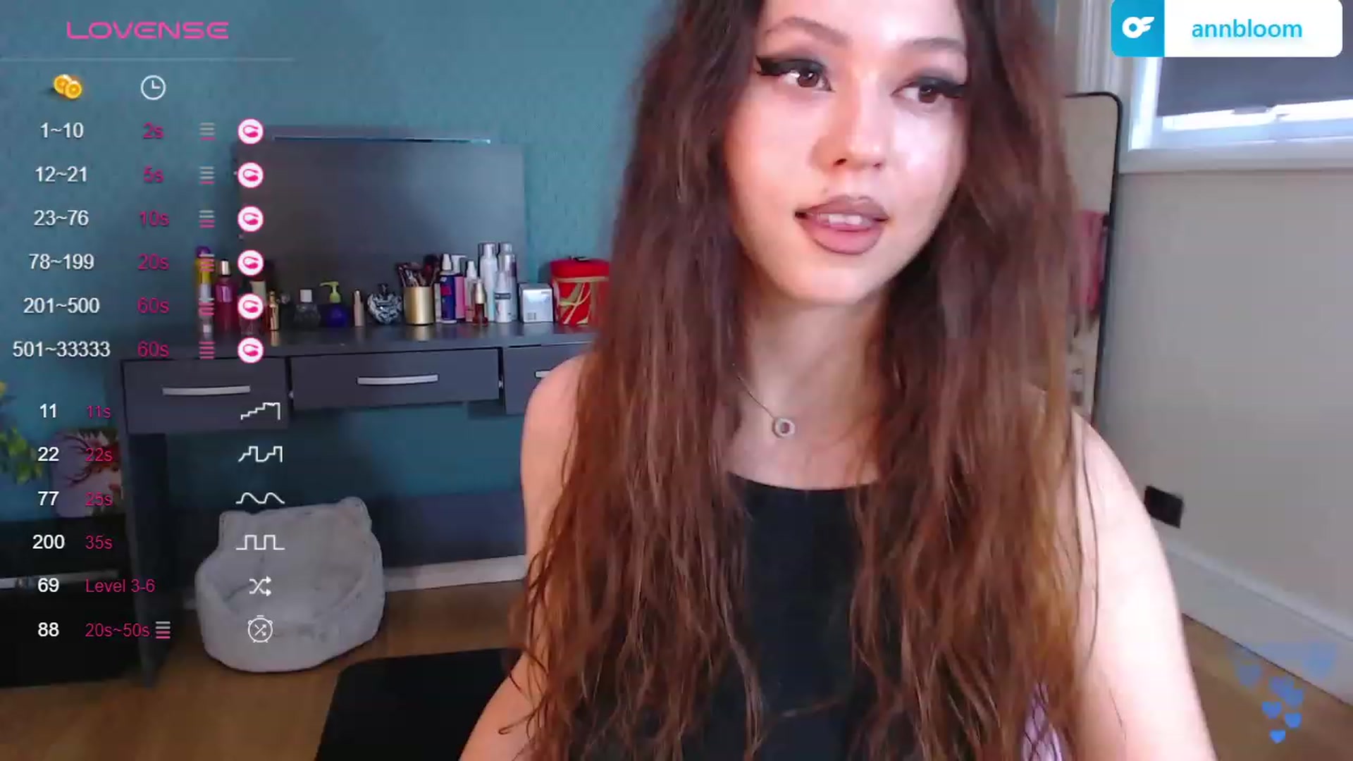 Gallery image thumbnail from AnnAngelx's myfreecams stream on, 11/24/2023, 13:14 image 3 of 20