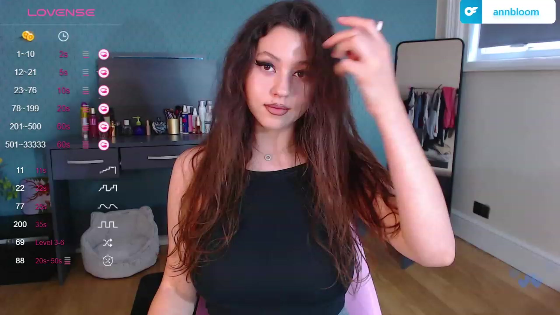 Gallery image thumbnail from AnnAngelx's myfreecams stream on, 11/24/2023, 13:14 image 4 of 20