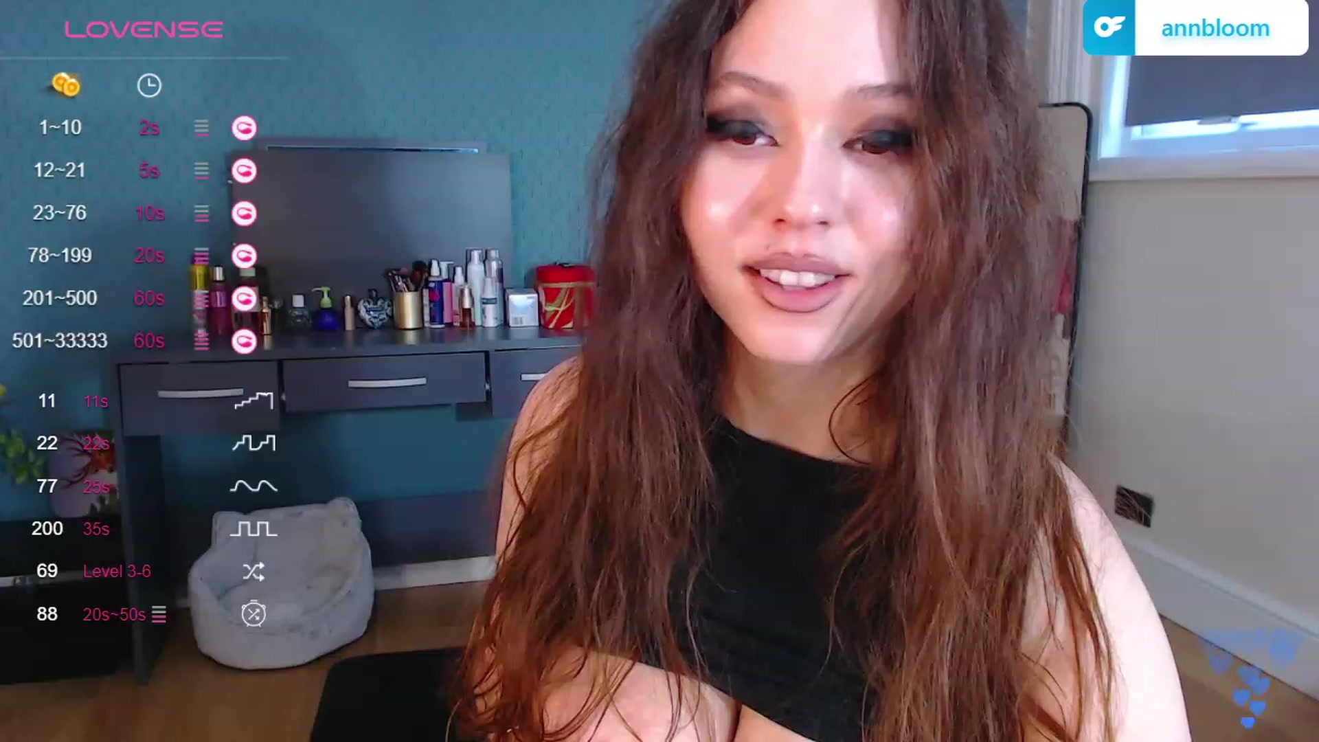 Gallery image thumbnail from AnnAngelx's myfreecams stream on, 11/24/2023, 14:36 image 5 of 20