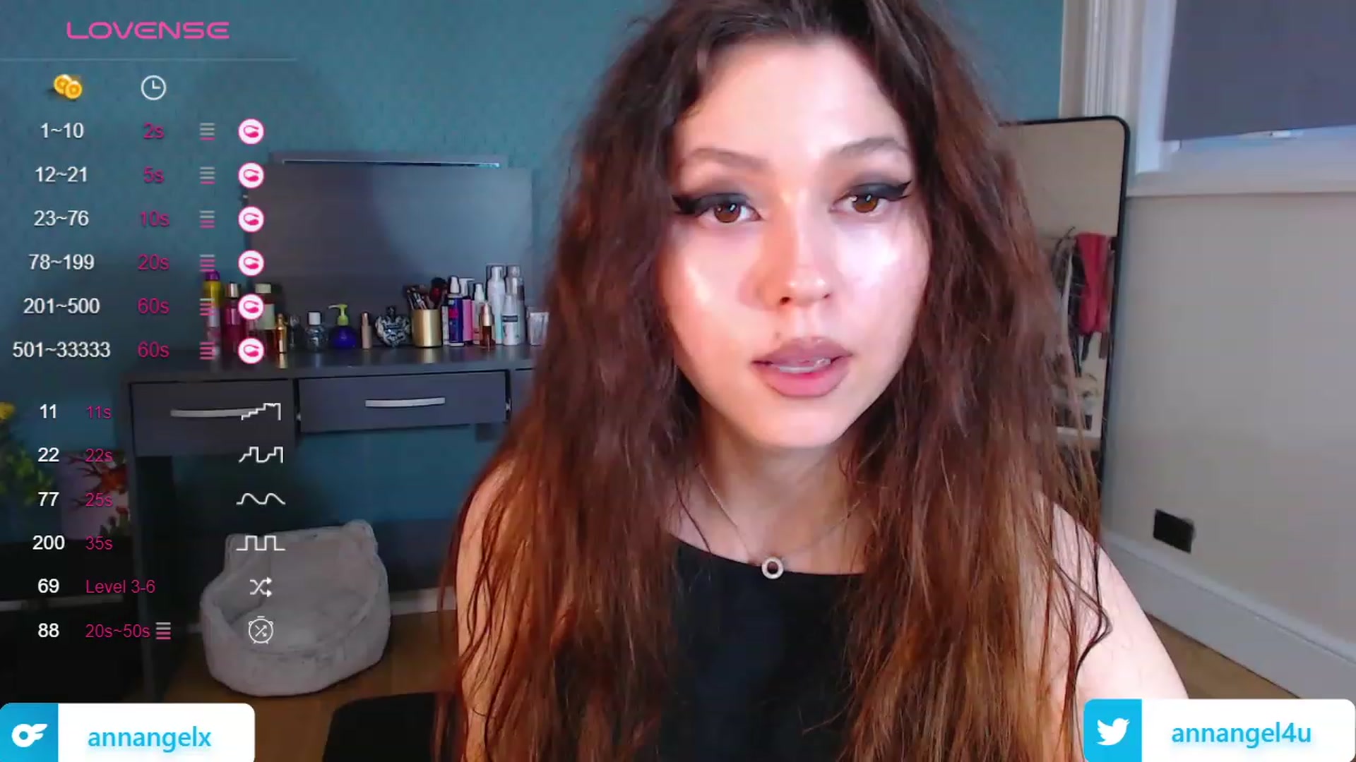 Gallery image thumbnail from AnnAngelx's myfreecams stream on, 11/24/2023, 16:35 image 12 of 20
