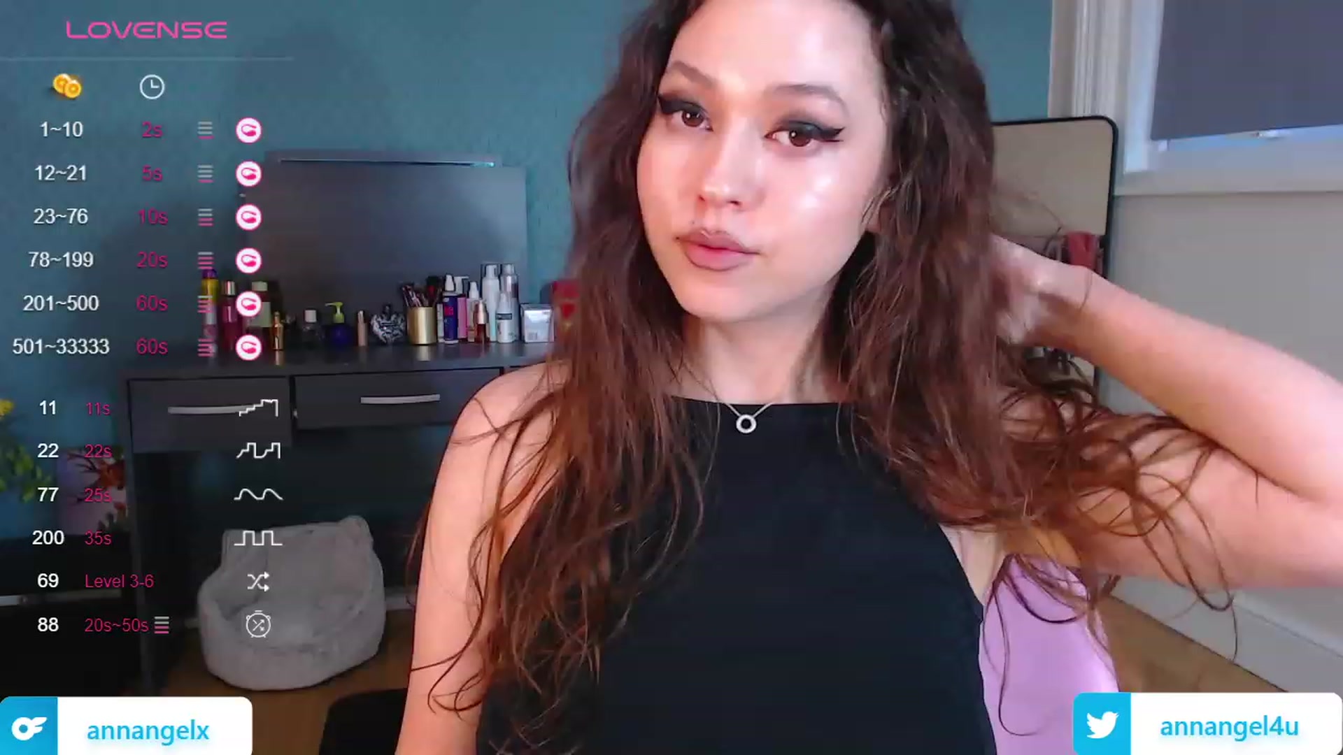 Gallery image thumbnail from AnnAngelx's myfreecams stream on, 11/24/2023, 16:35 image 9 of 20