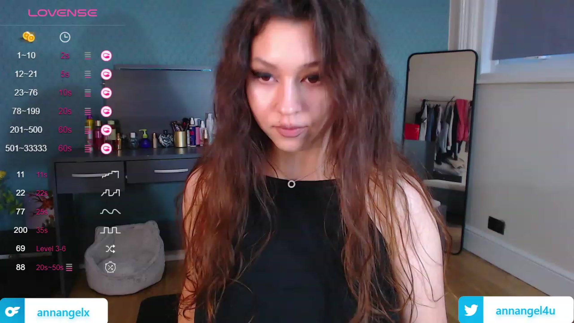 Gallery image thumbnail from AnnAngelx's myfreecams stream on, 11/24/2023, 16:35 image 11 of 20