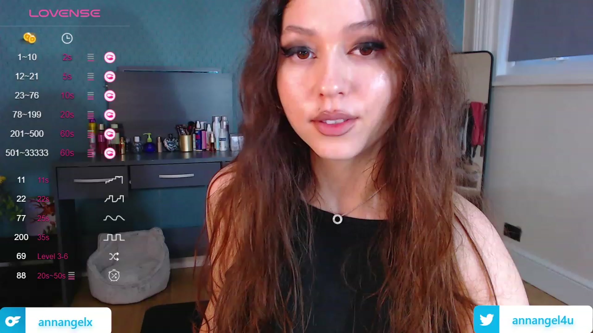 Gallery image thumbnail from AnnAngelx's myfreecams stream on, 11/24/2023, 16:35 image 10 of 20