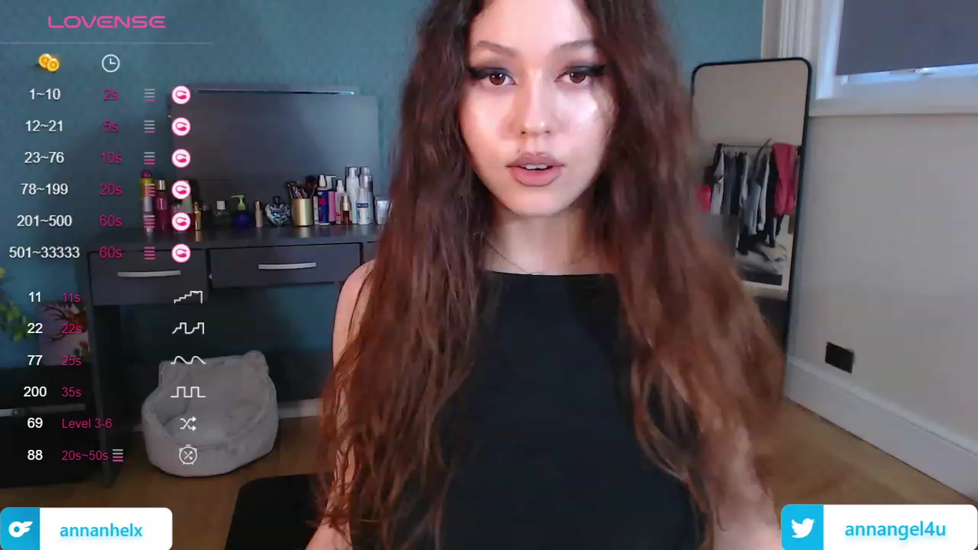 Gallery image thumbnail from AnnAngelx's myfreecams stream on, 11/24/2023, 16:35 image 4 of 20
