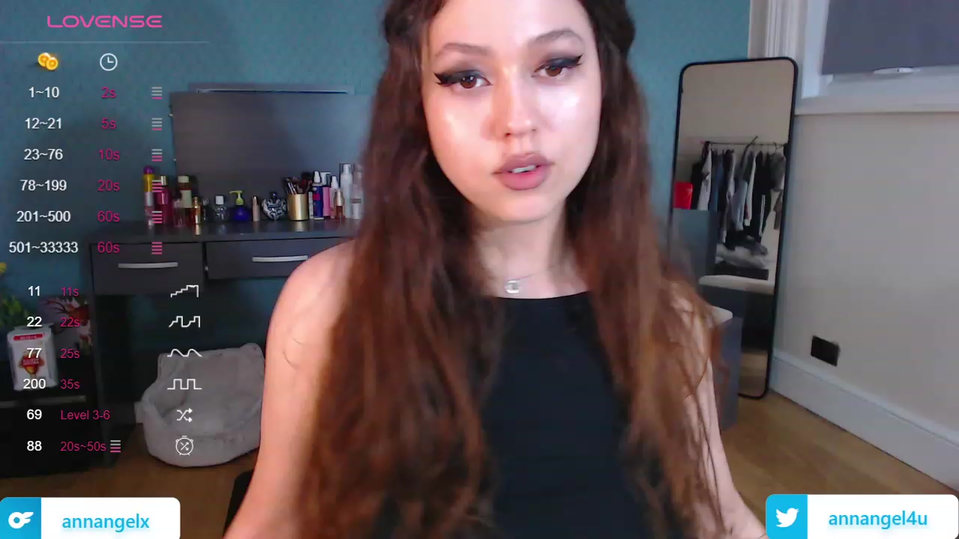 Gallery image thumbnail from AnnAngelx's myfreecams stream on, 11/24/2023, 20:04 image 3 of 20