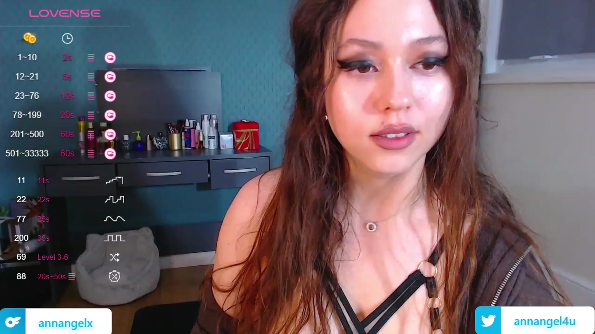 Gallery image thumbnail from AnnAngelx's myfreecams stream on, 11/24/2023, 21:06 image 5 of 20