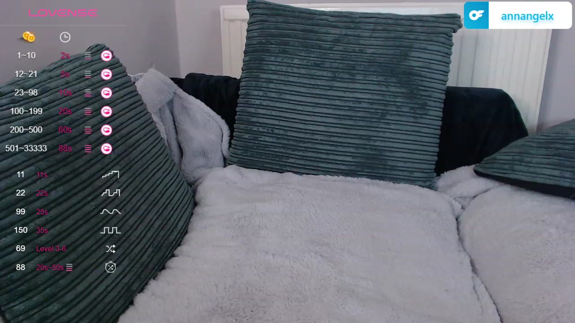 Gallery image thumbnail from AnnAngelx's myfreecams stream on, 12/31/2023, 18:40 image 15 of 20