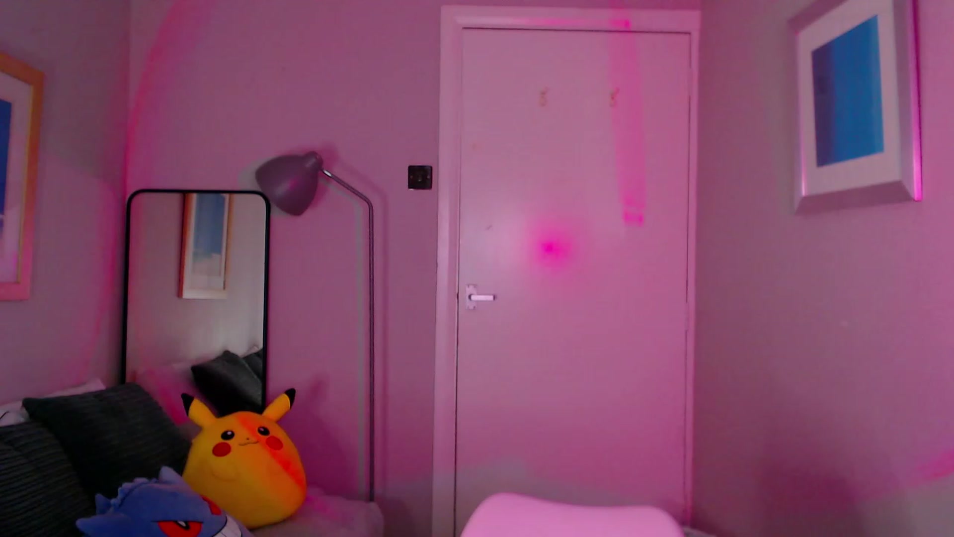 Gallery image thumbnail from AnnAngelx's myfreecams stream on, 03/18/2024, 19:34 image 19 of 20