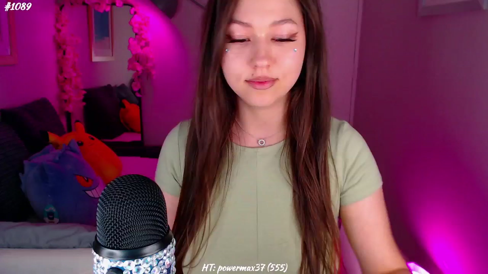 Gallery image thumbnail from AnnAngelx's myfreecams stream on, 05/17/2024, 21:21 image 14 of 20