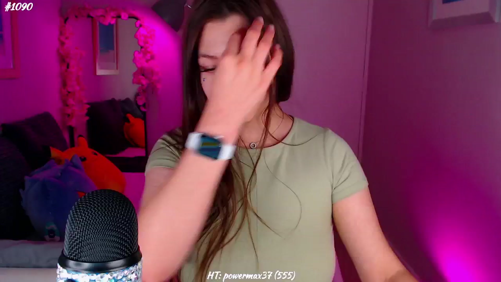 Gallery image thumbnail from AnnAngelx's myfreecams stream on, 05/17/2024, 21:21 image 10 of 20