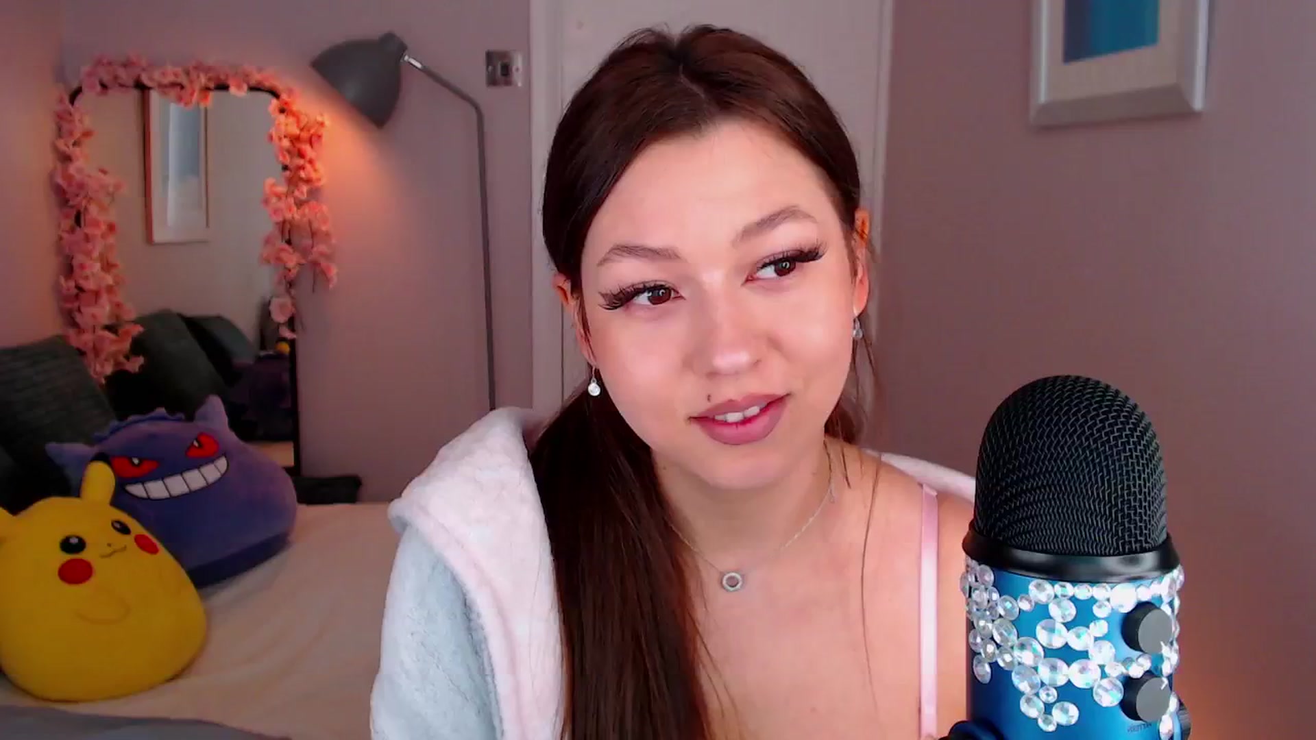 Gallery image thumbnail from AnnAngelx's myfreecams stream on, 05/23/2024, 10:32 image 7 of 20