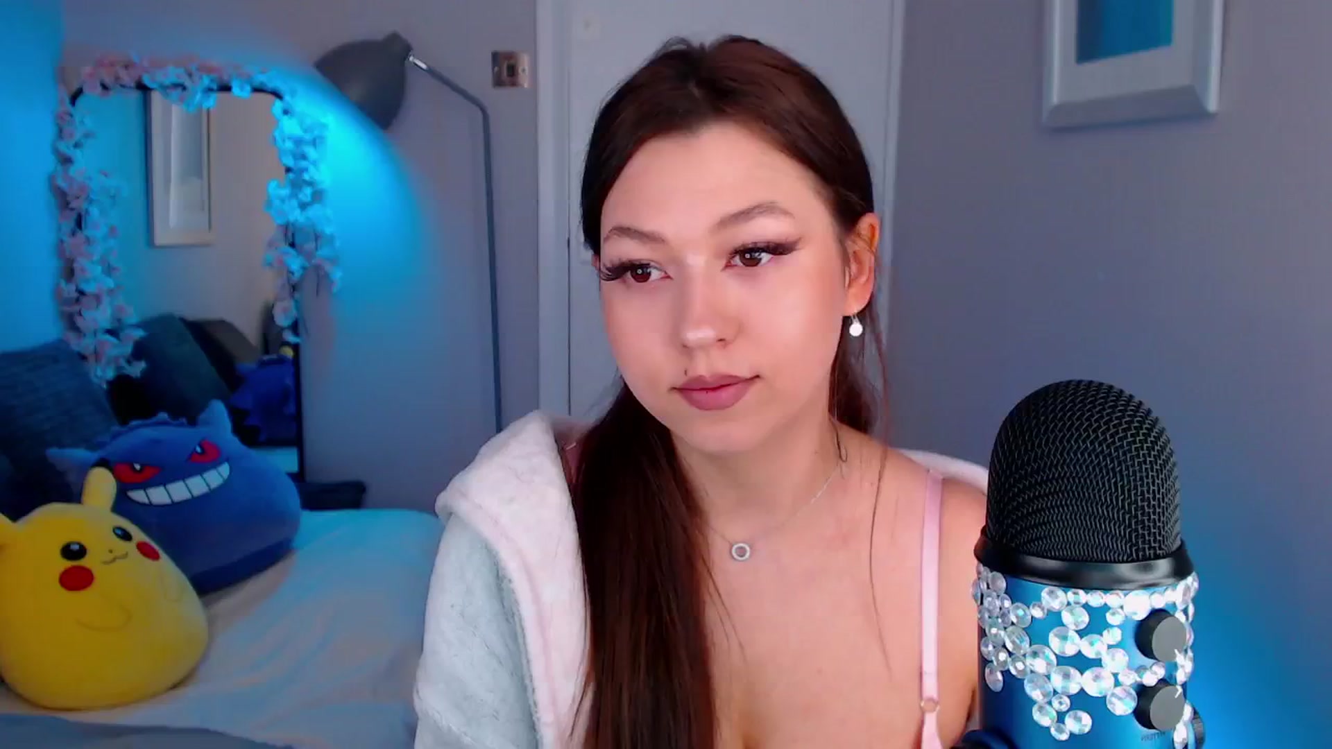 Gallery image thumbnail from AnnAngelx's myfreecams stream on, 05/23/2024, 10:32 image 6 of 20