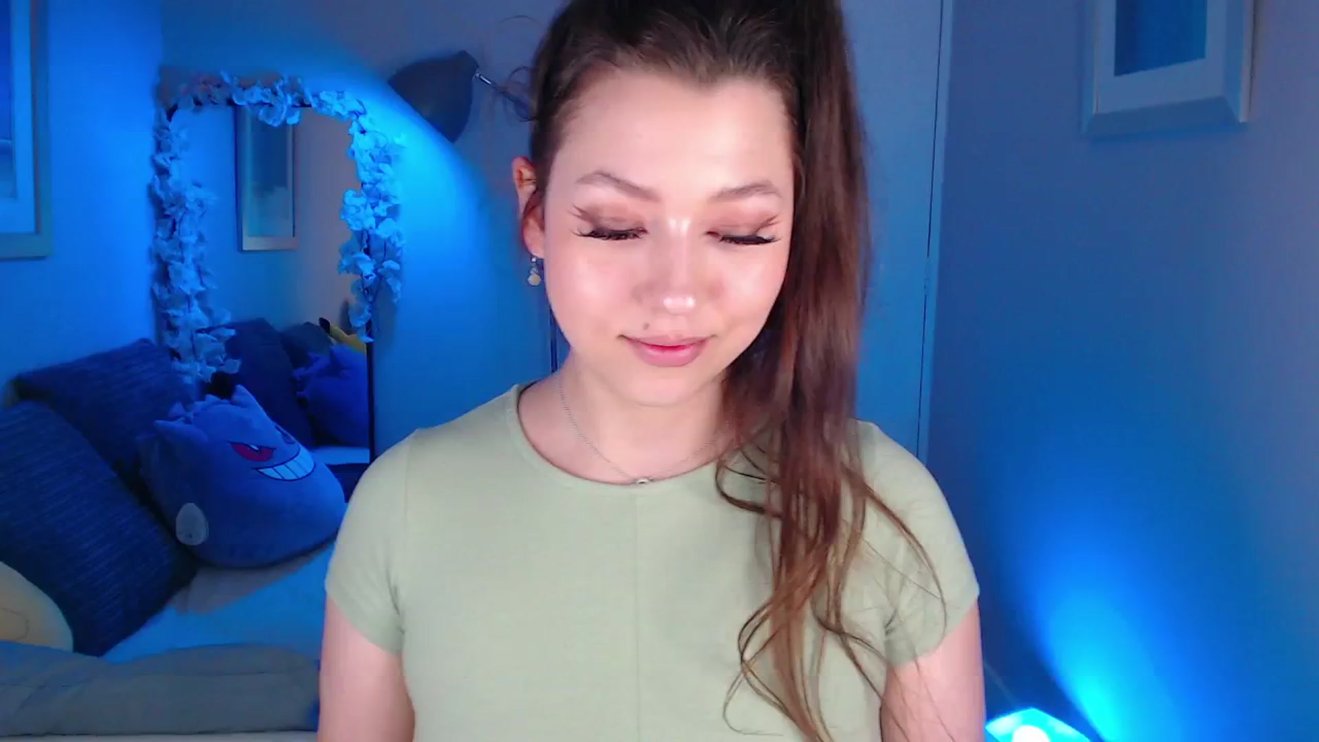 Gallery image thumbnail from AnnAngelx's myfreecams stream on, 05/29/2024, 21:53 image 17 of 20
