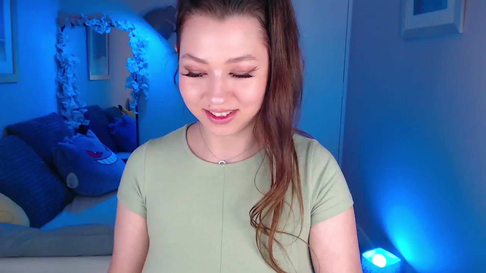 Gallery image thumbnail from AnnAngelx's myfreecams stream on, 05/29/2024, 21:53 image 18 of 20