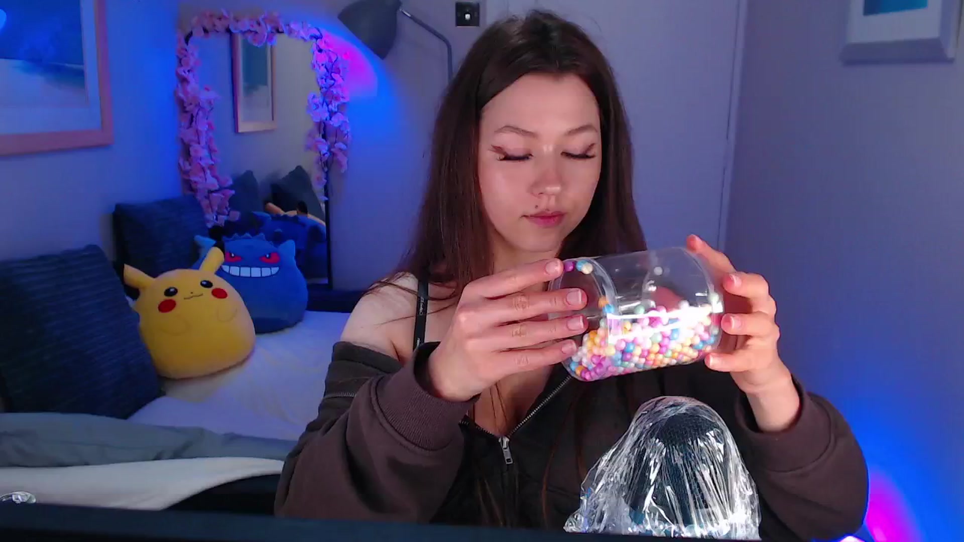 Gallery image thumbnail from AnnAngelx's myfreecams stream on, 06/01/2024, 23:04 image 10 of 20
