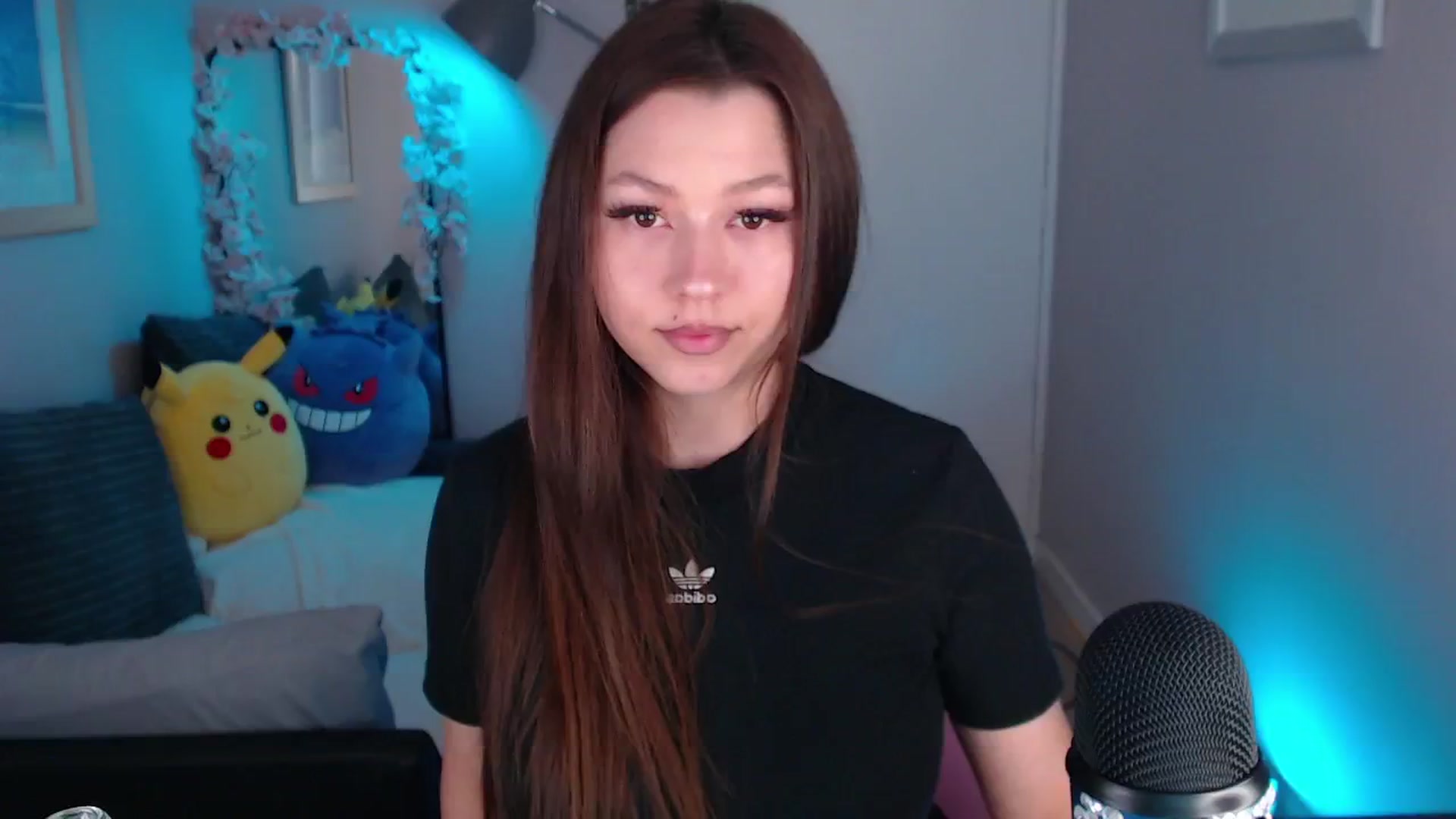 Gallery image thumbnail from AnnAngelx's myfreecams stream on, 06/05/2024, 19:17 image 1 of 20