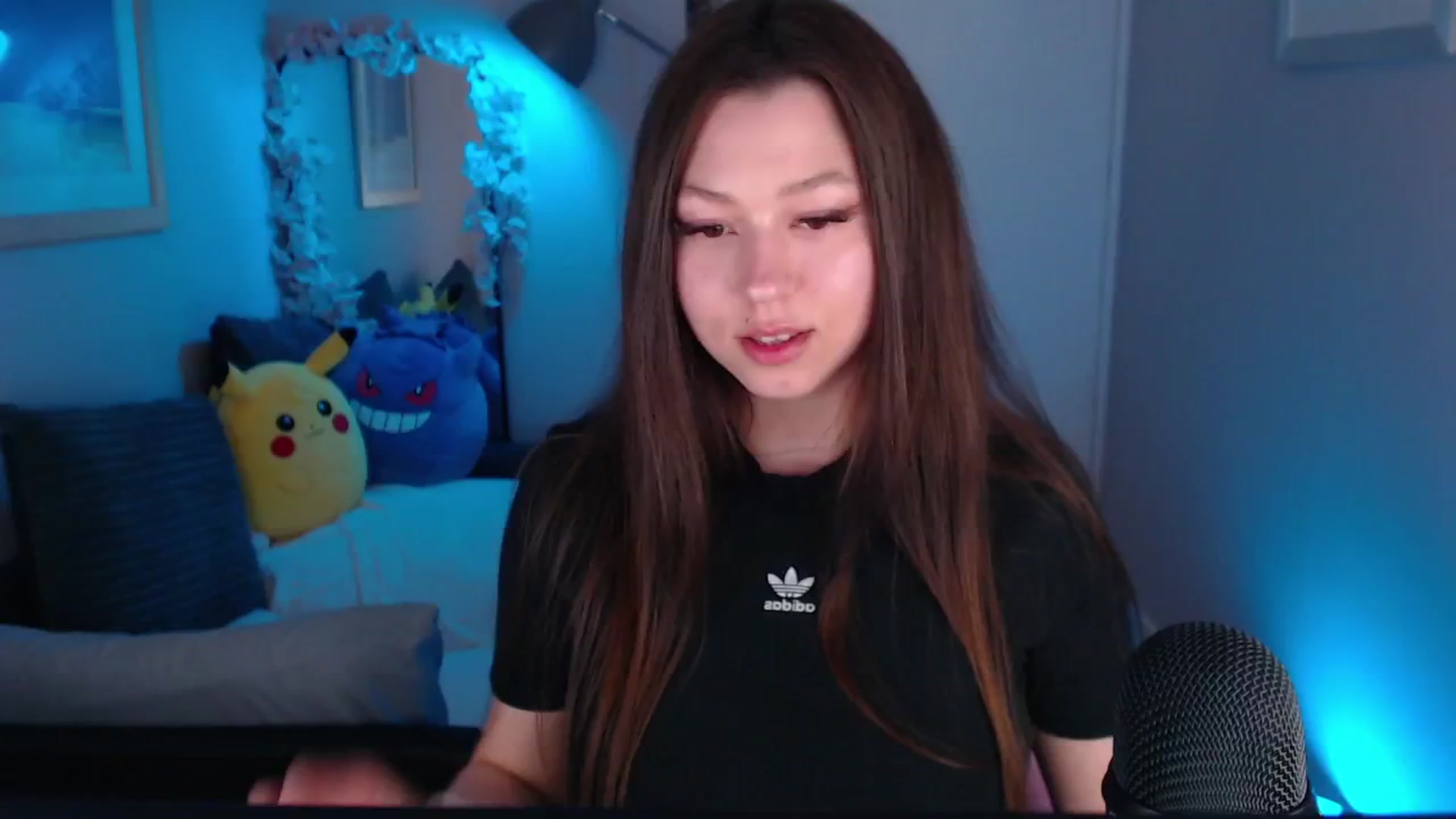 Gallery image thumbnail from AnnAngelx's myfreecams stream on, 06/05/2024, 19:17 image 20 of 20