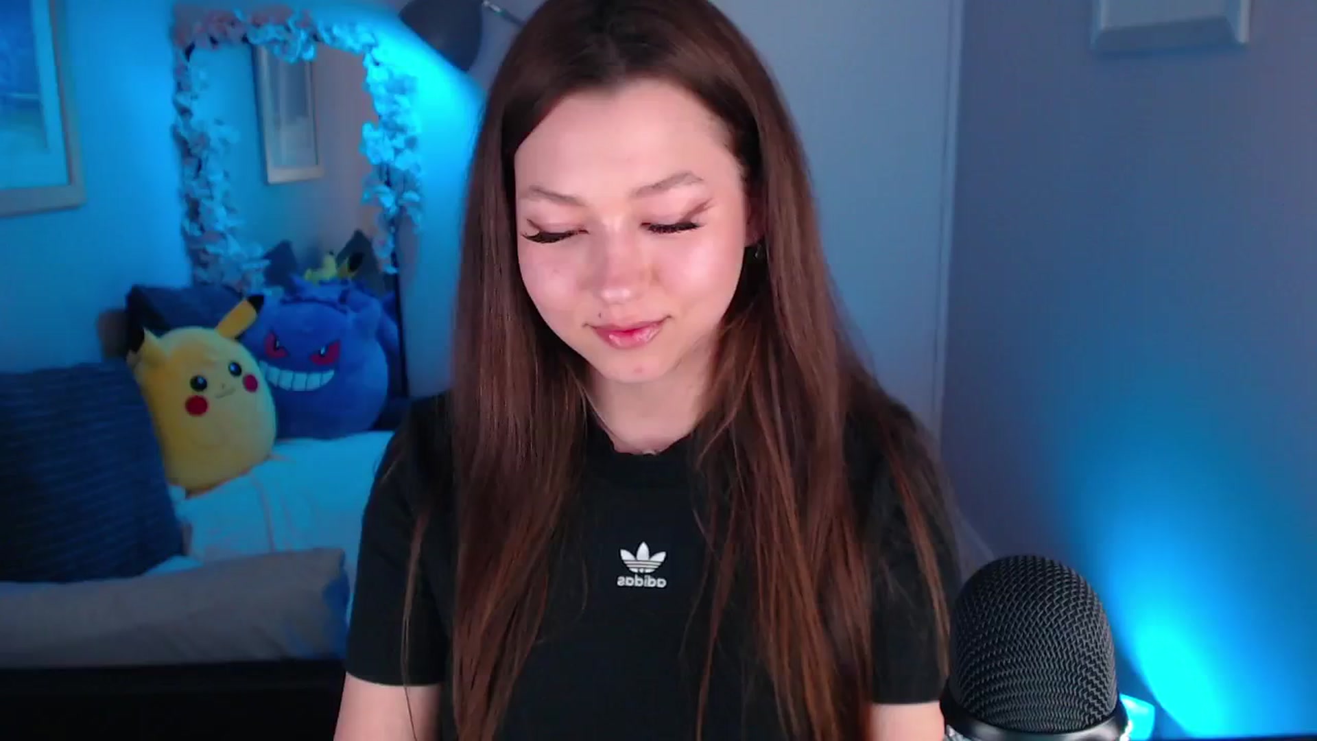 Gallery image thumbnail from AnnAngelx's myfreecams stream on, 06/05/2024, 19:17 image 15 of 20