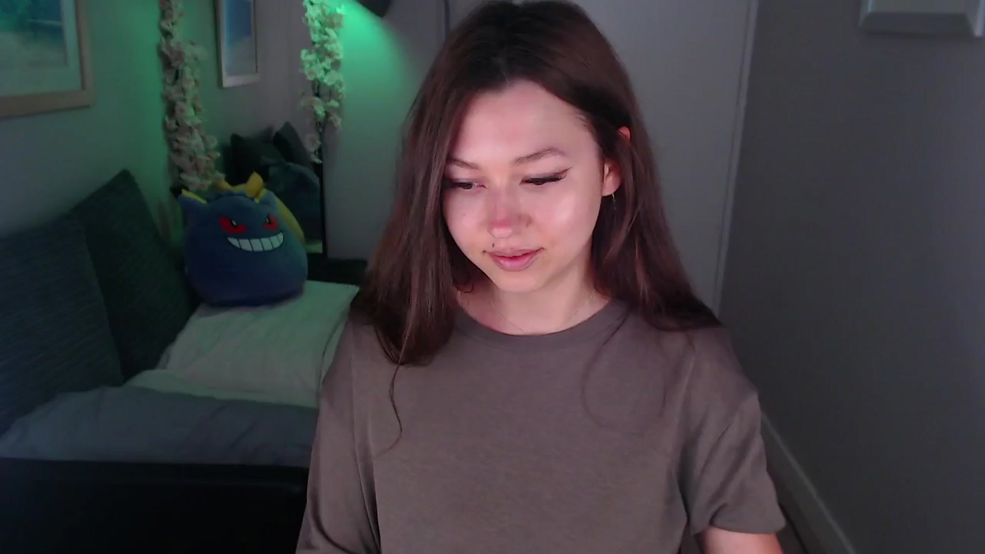 Gallery image thumbnail from AnnAngelx's myfreecams stream on, 06/24/2024, 18:35 image 5 of 20