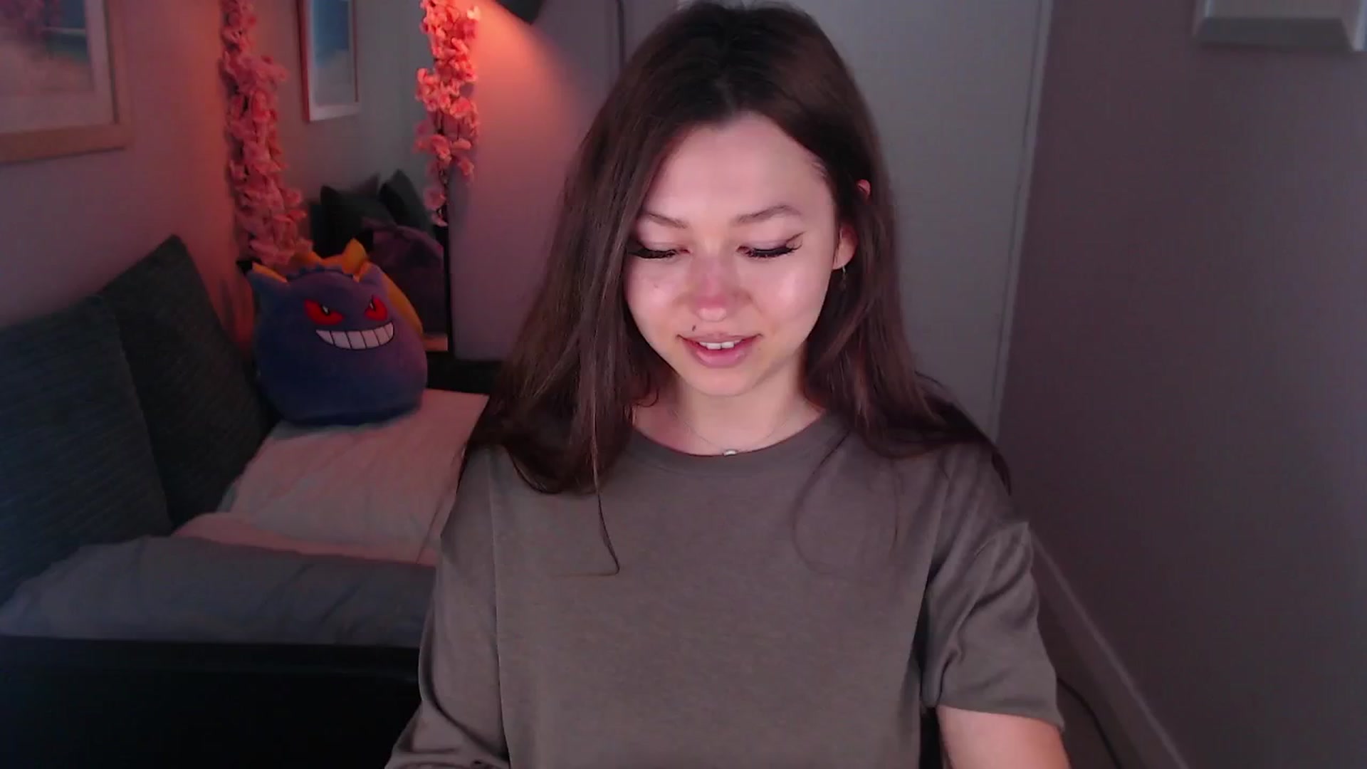 Gallery image thumbnail from AnnAngelx's myfreecams stream on, 06/24/2024, 18:35 image 6 of 20