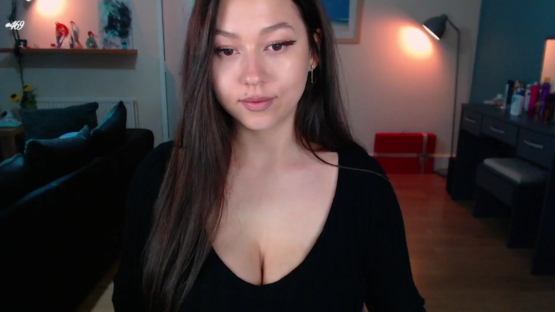 Gallery image thumbnail from AnnAngelx's myfreecams stream on, 09/28/2024, 20:56 image 10 of 20