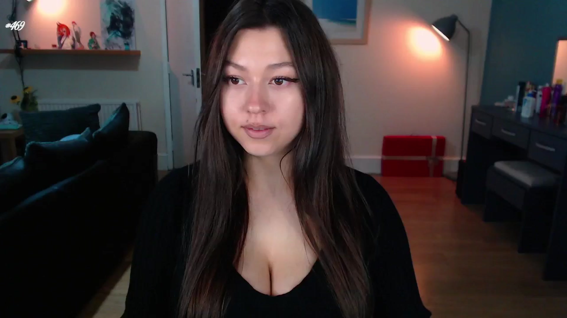 Gallery image thumbnail from AnnAngelx's myfreecams stream on, 09/28/2024, 20:56 image 12 of 20