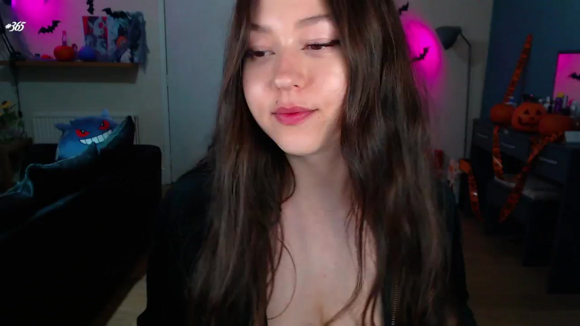 Gallery image thumbnail from AnnAngelx's myfreecams stream on, 10/07/2024, 21:24 image 5 of 20