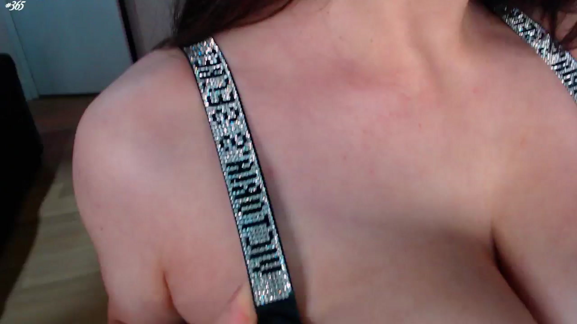 Gallery image thumbnail from AnnAngelx's myfreecams stream on, 10/22/2024, 23:18 image 7 of 20