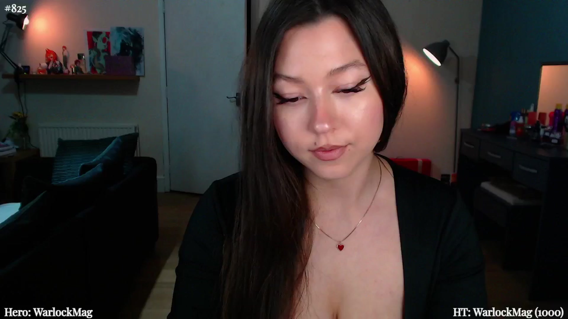 Gallery image thumbnail from AnnAngelx's myfreecams stream on, 11/19/2024, 17:43 image 14 of 20