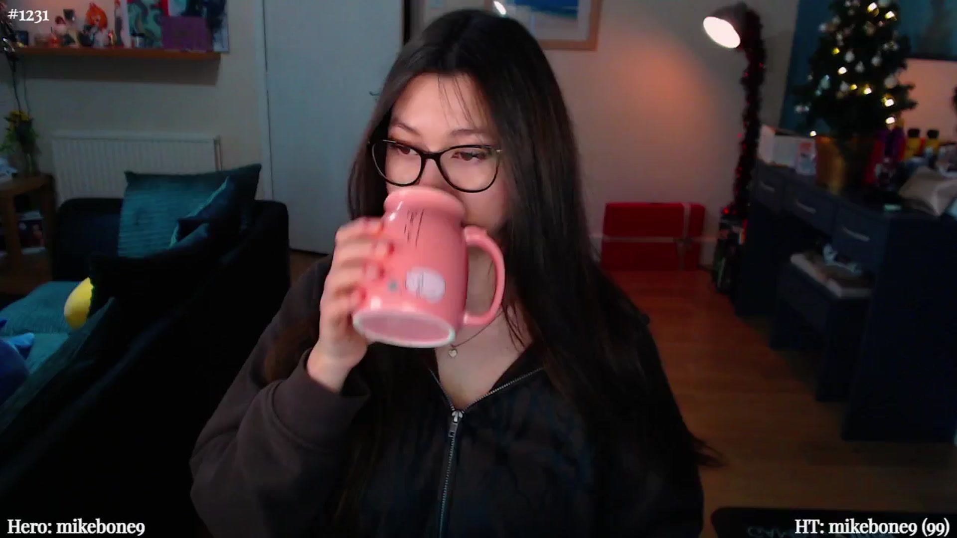 Gallery image thumbnail from AnnAngelx's myfreecams stream on, 12/05/2024, 20:17 image 17 of 20