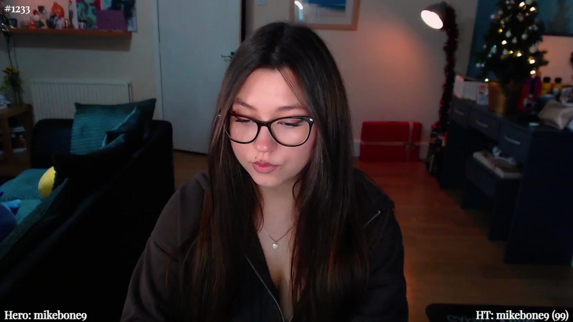 Gallery image thumbnail from AnnAngelx's myfreecams stream on, 12/05/2024, 20:17 image 20 of 20