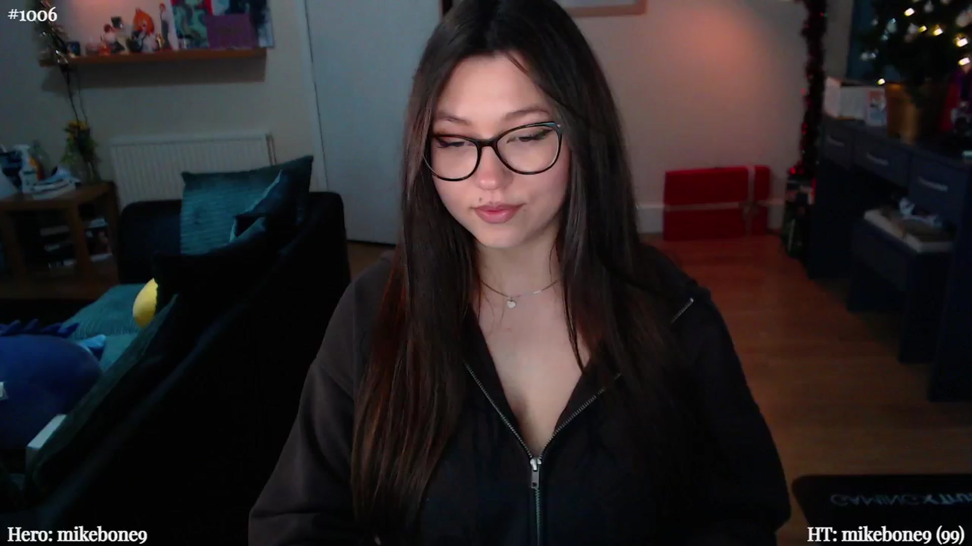 Gallery image thumbnail from AnnAngelx's myfreecams stream on, 12/05/2024, 21:48 image 16 of 20