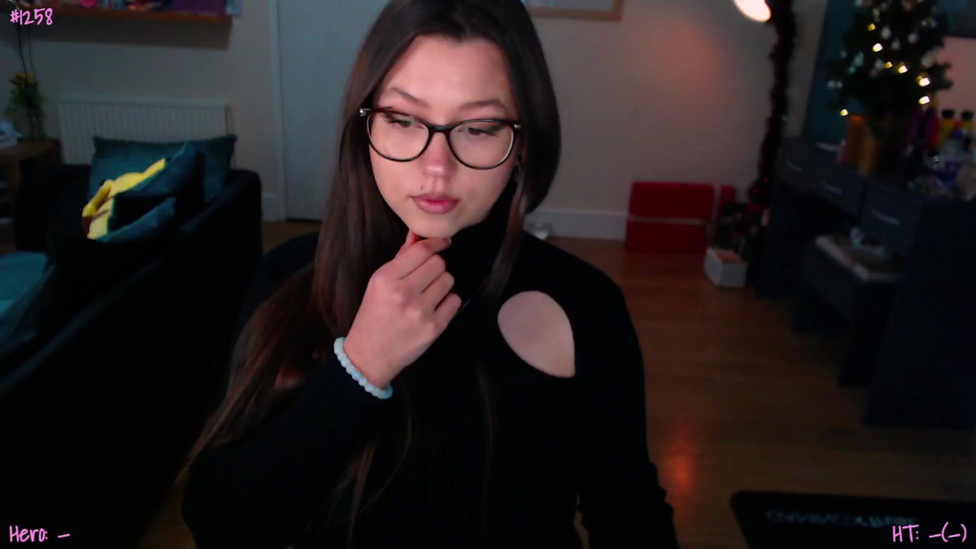 Gallery image thumbnail from AnnAngelx's myfreecams stream on, 12/09/2024, 23:58 image 1 of 20